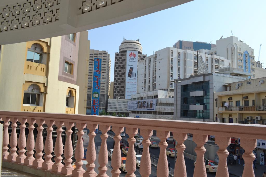 Tara Hotel Llc Дубай Екстериор снимка