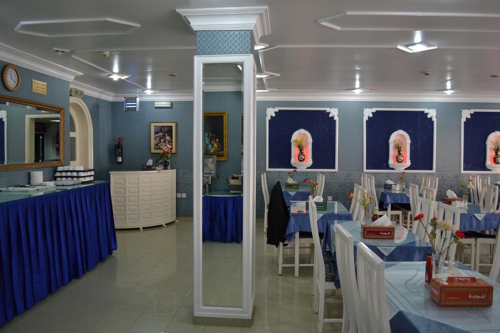 Tara Hotel Llc Дубай Екстериор снимка