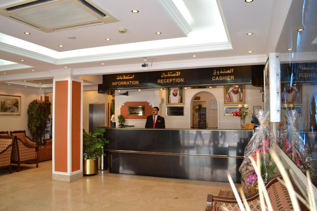 Tara Hotel Llc Дубай Екстериор снимка