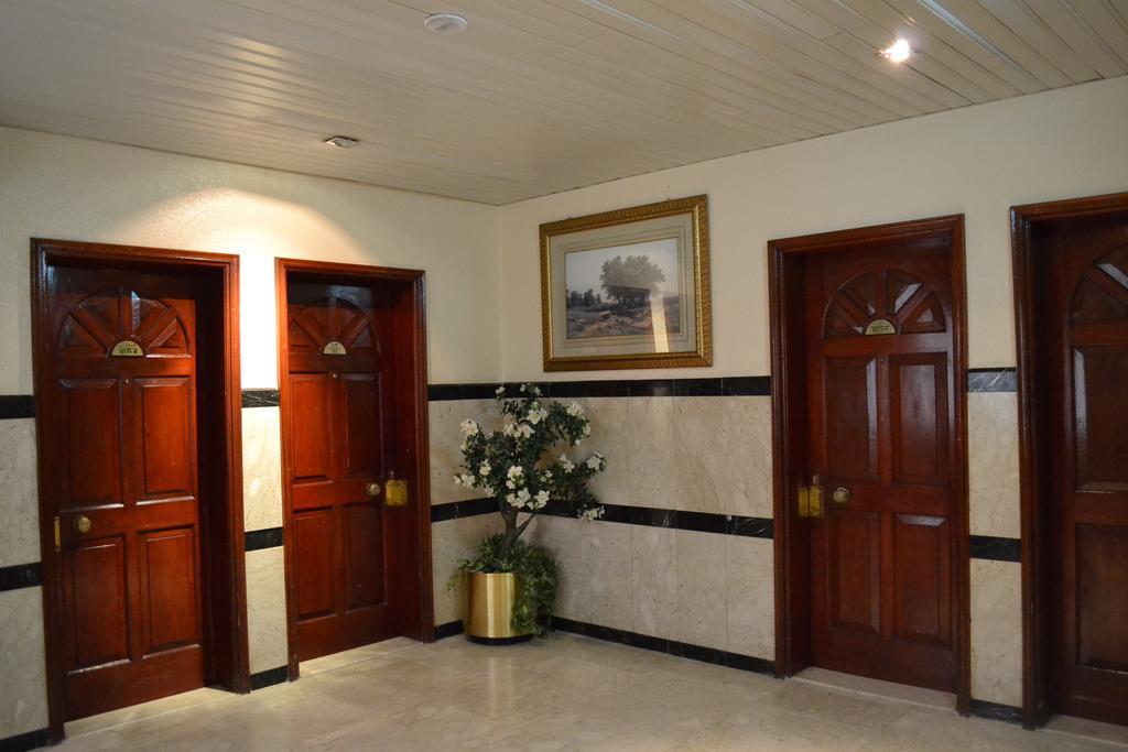 Tara Hotel Llc Дубай Екстериор снимка