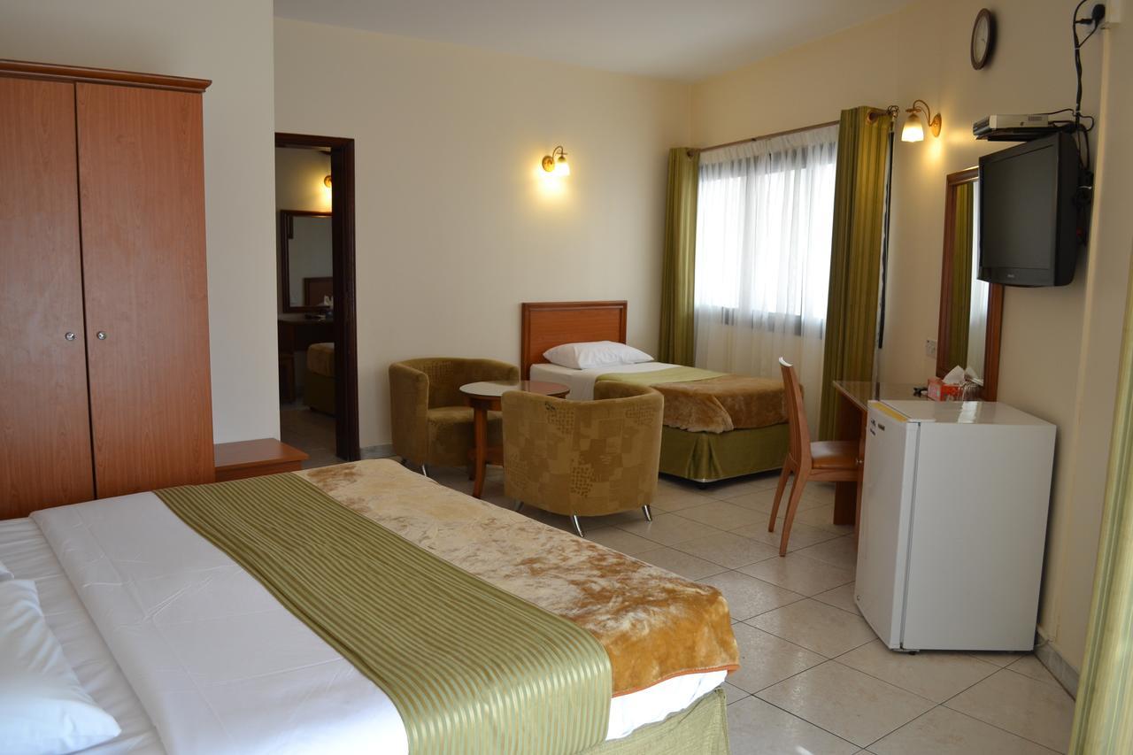 Tara Hotel Llc Дубай Стая снимка